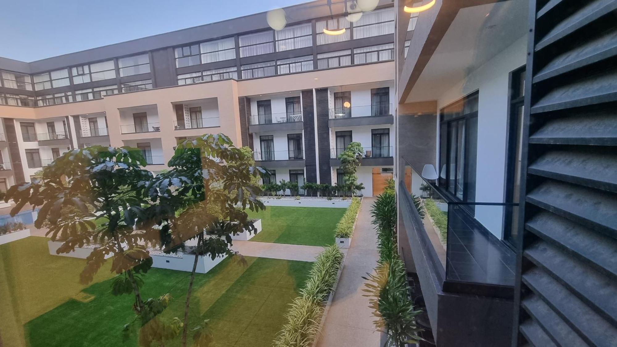 Embassy Gardens Luxury Suites Cpg Accra Luaran gambar