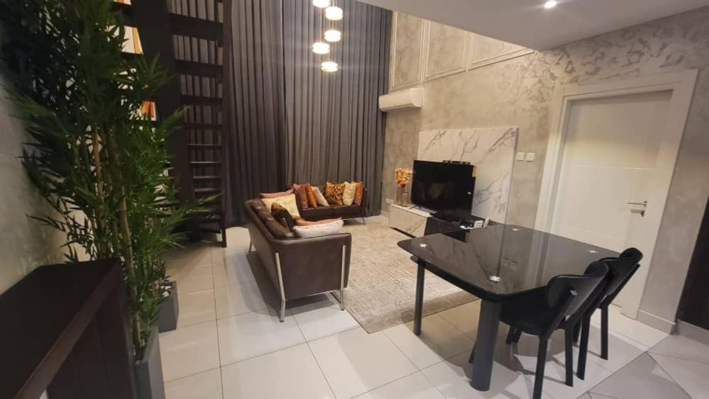 Embassy Gardens Luxury Suites Cpg Accra Luaran gambar